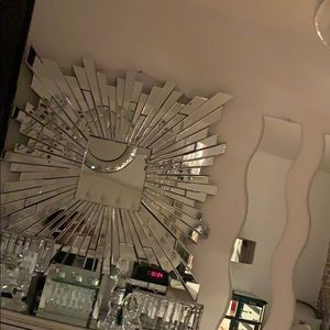 Meet your Posher, Lainecie